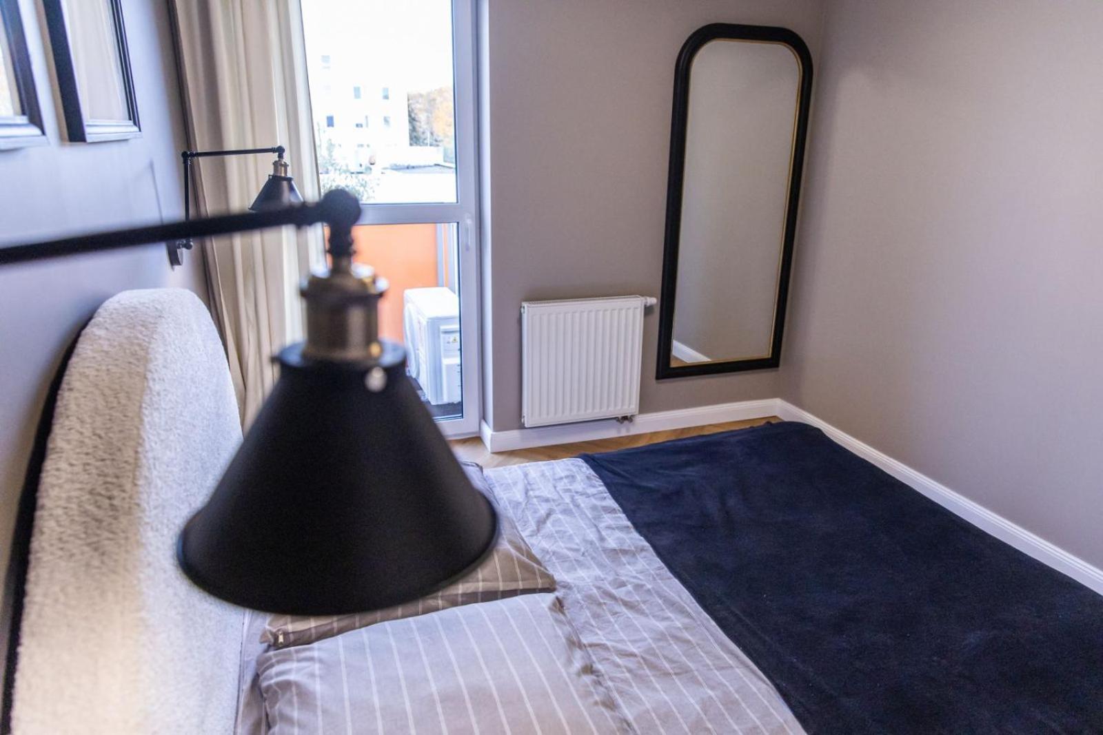 Solar Apartments I Stare Miasto 10Min I Priv Parking Free I Winda I Balkon Stary Toruń Kültér fotó