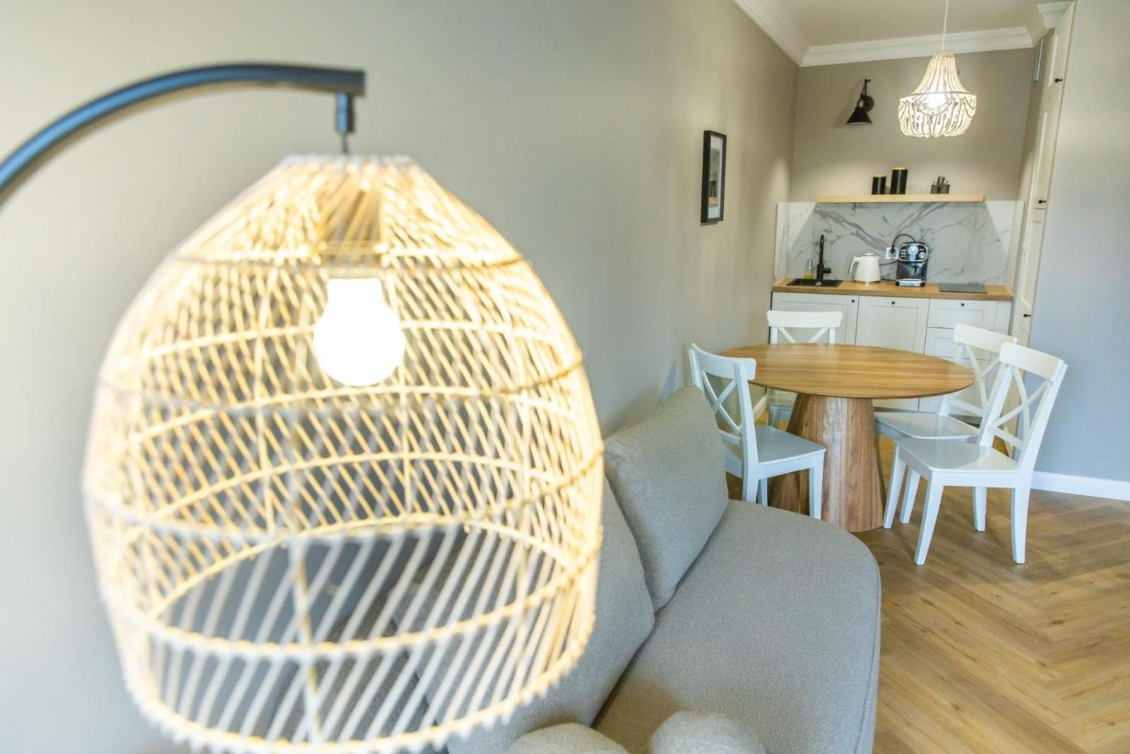 Solar Apartments I Stare Miasto 10Min I Priv Parking Free I Winda I Balkon Stary Toruń Kültér fotó